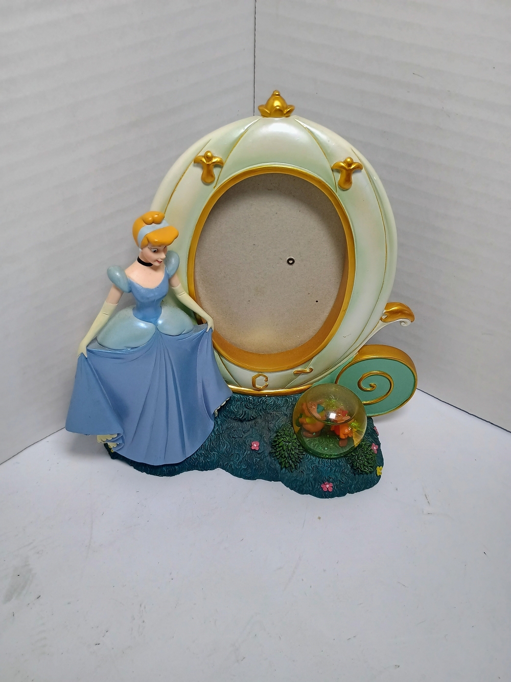 Disney Store Cinderella Picture Frame 8"x7" Mice Snow Globe Princess Photo Decor